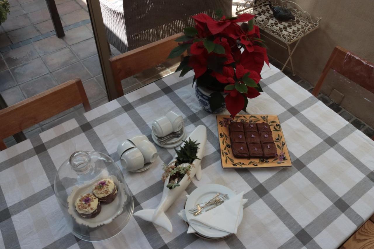 On The Cliff Guest House Херманус Екстериор снимка