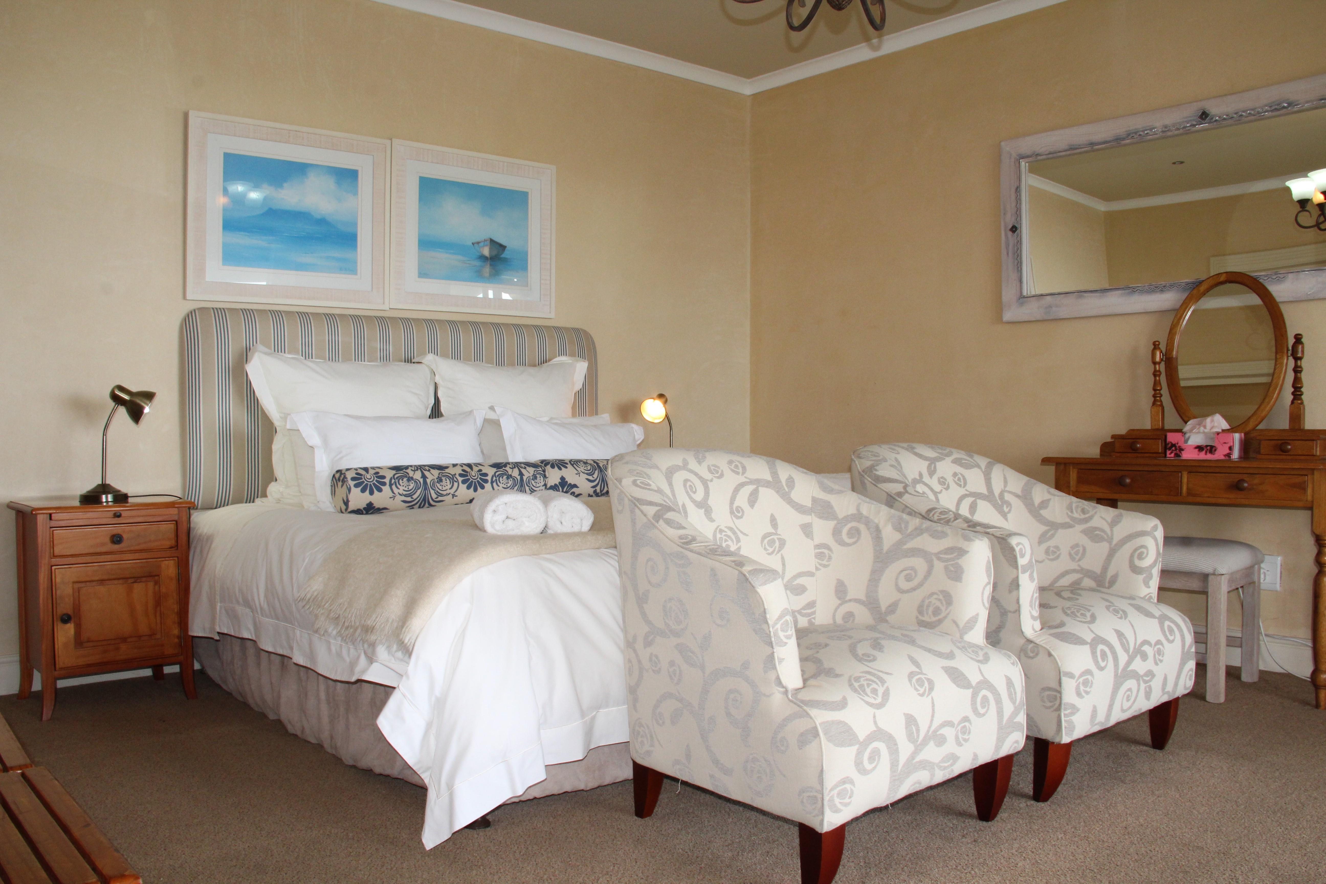 On The Cliff Guest House Херманус Екстериор снимка