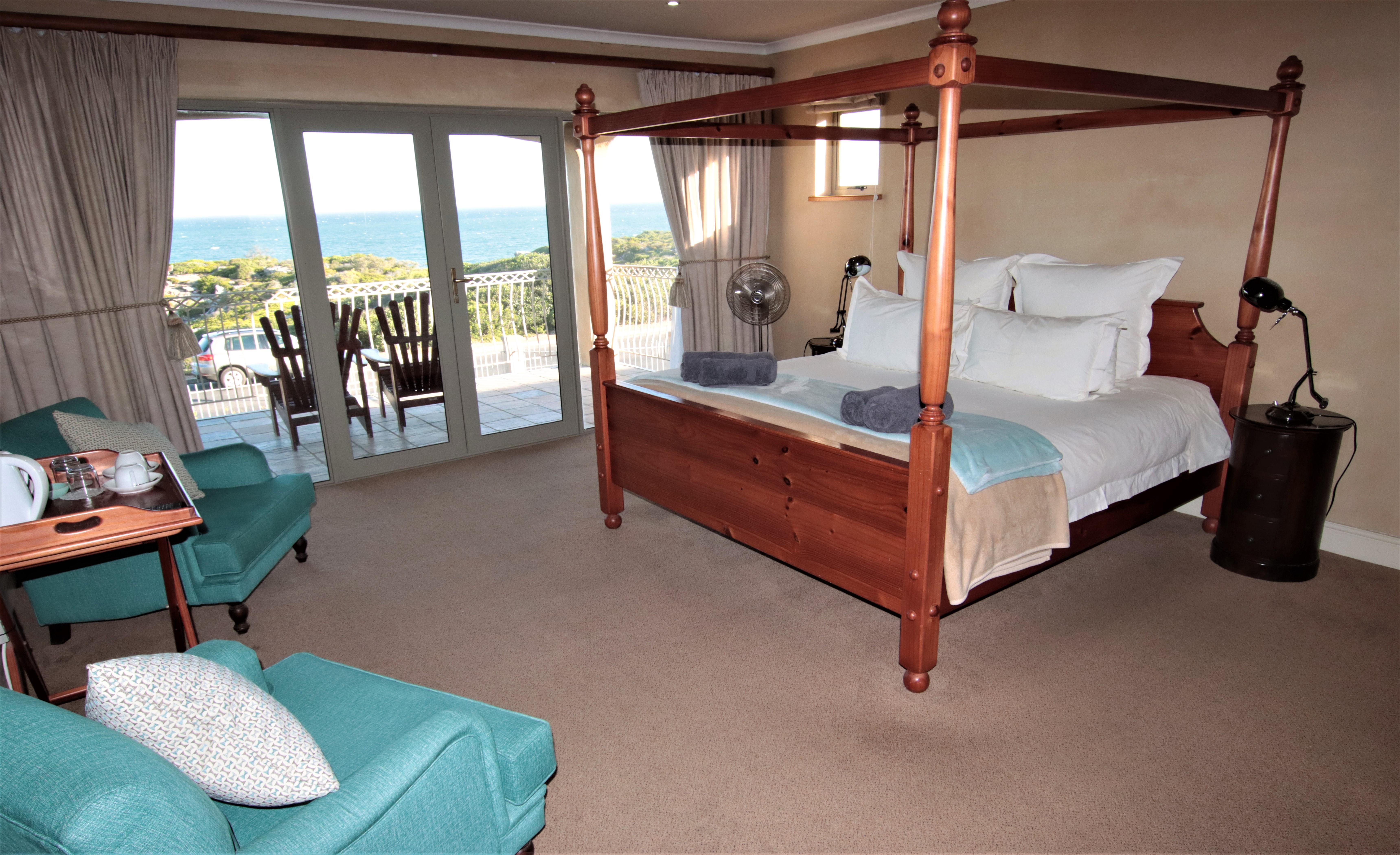 On The Cliff Guest House Херманус Екстериор снимка