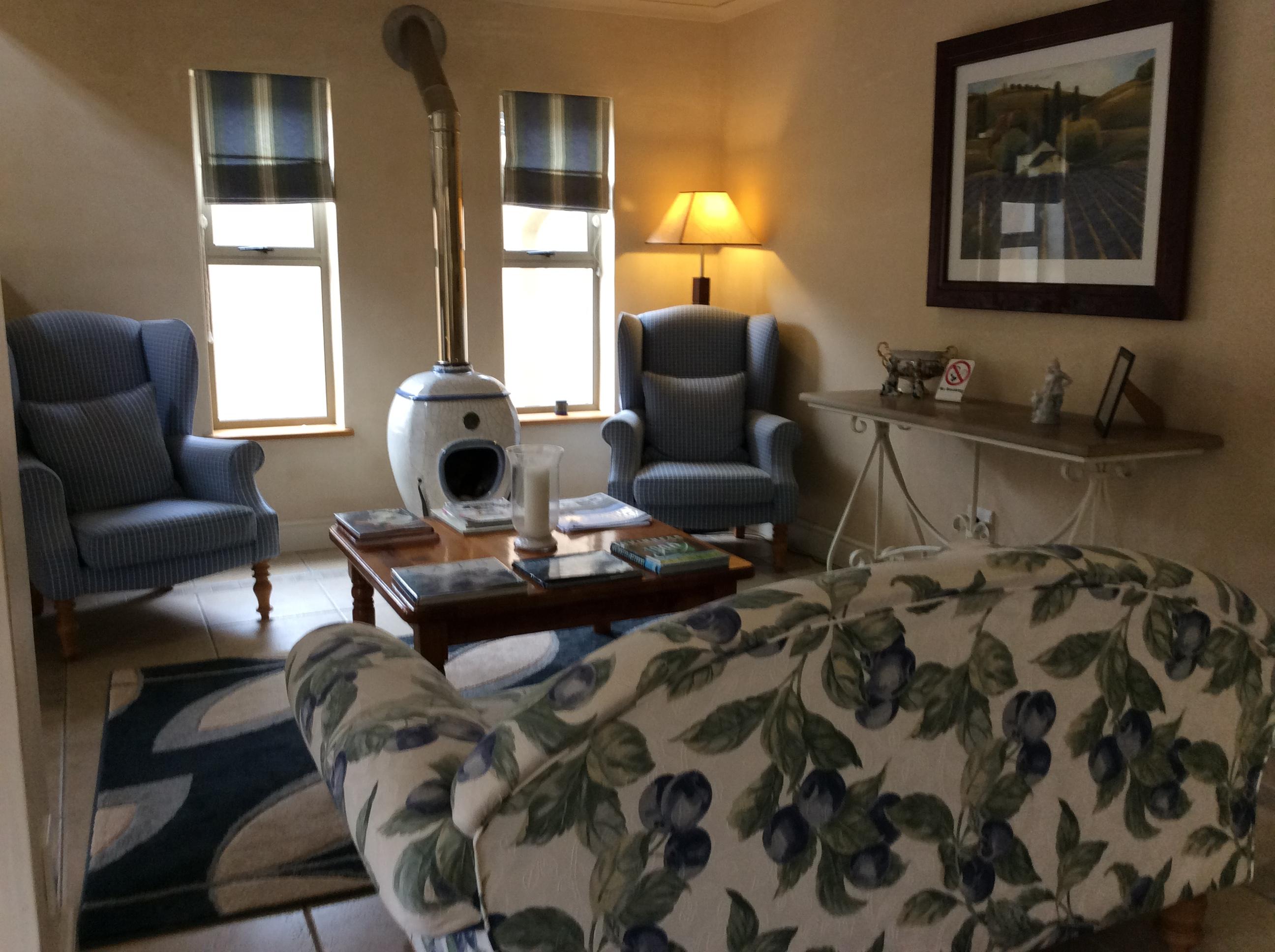 On The Cliff Guest House Херманус Екстериор снимка