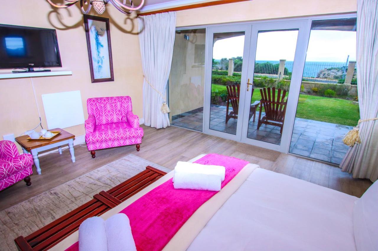 On The Cliff Guest House Херманус Екстериор снимка